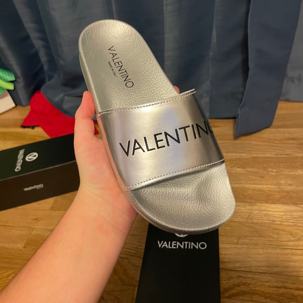 Valentino Metallic Slides